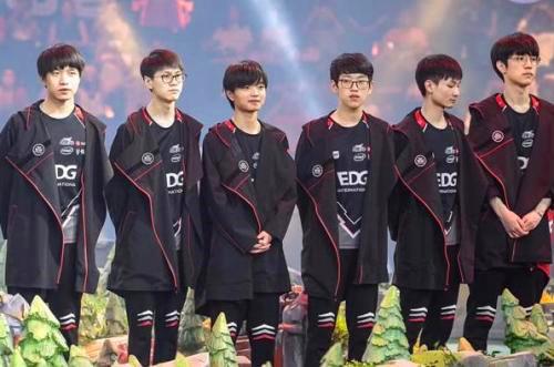 东契奇欧锦赛贡献34分遭逆转，湖人老板亲自前往力挺