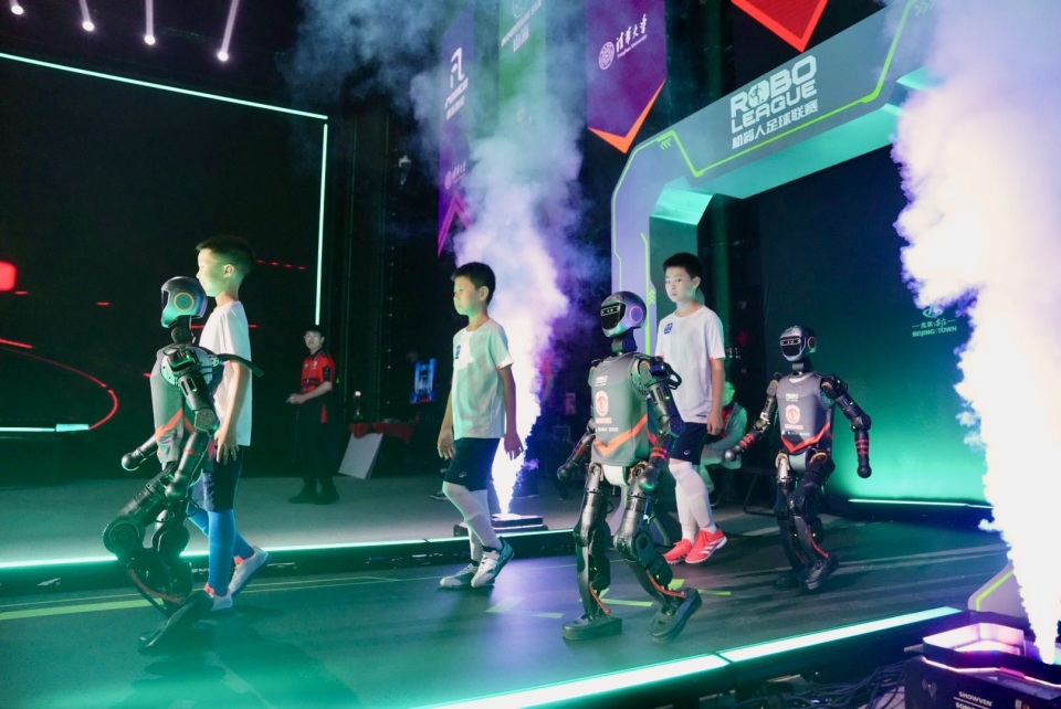 火箭队总经理斯通称申京欧洲赛场表现可媲美两位NBA传奇