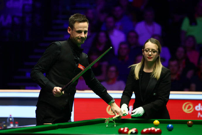 早报：学费交多少算够啊